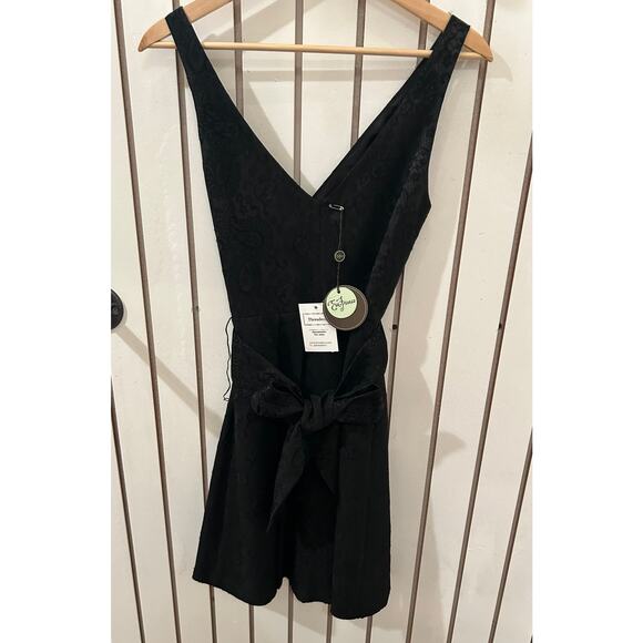 Eva Franco Black Belted Dress Size 0 - Picture 4 of 5